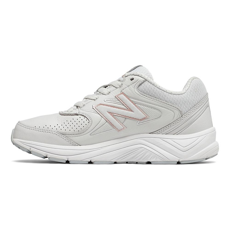 womens new balance 840v2